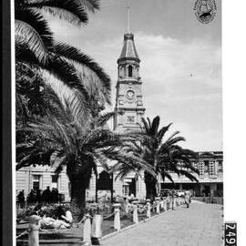 Adelaide Street looking towards William Street
