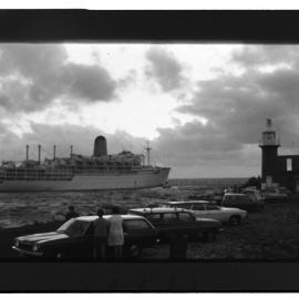 Arcadia leaving Fremantle