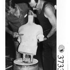 Casting the Paddy Hannan statue