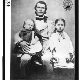 Edward Shotten Hume and his children