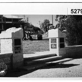 Eastern Gates Lookout, East Street