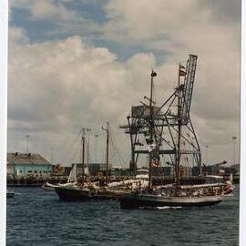 Departure of the re-enactment fleet for the 200th Anniversary of arrival of the First Fleet in 1788.