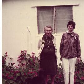 Glad Locke (Left) East Fremantle resident longtime Soroptimist. She held an annual fete at her home "Woodlawn' 208 Canning Highway (Now 20 Osborne Road). Betty McGeever (Right) fellow Soroptimist and Fremantle City Librarian. Photo taken Sept/Oct 1982.