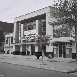 Woolworths Shopping Centre, 39 Adelaide Street