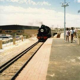 Special Train for Americas Cup spectators