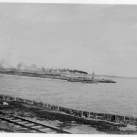 Wyloa tog boat in Fremantle harbour