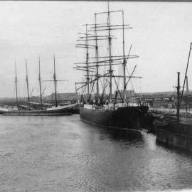 Moshulu and Anne Comyn