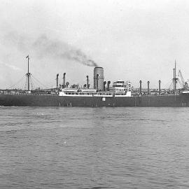 Fordsdale with the Westralia on the right.