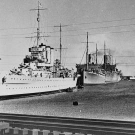 HMAS Canberra I, with convoy in Fremantle 1940.