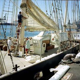 Leeuwin off Fremantle.