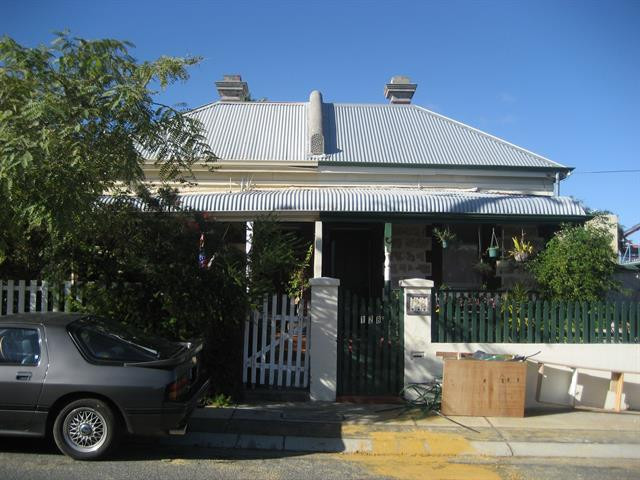 DUPLEX, 128 ATTFIELD STREET,  SOUTH FREMANTLE WA 6162