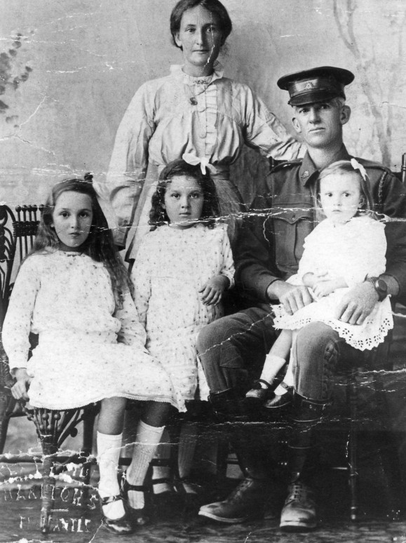 Stringfellow, Burnett | City of Fremantle Local History Centre